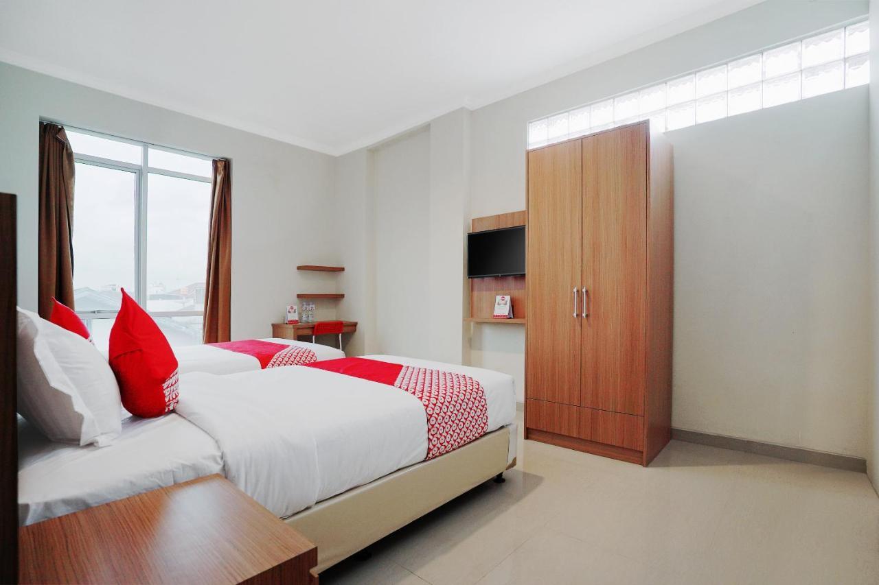 Oyo 415 The Kartini 8 Residence Джакарта Экстерьер фото