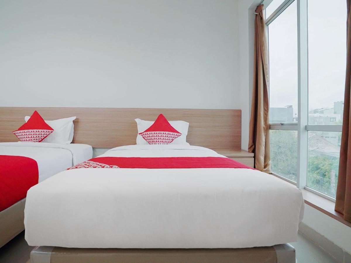 Oyo 415 The Kartini 8 Residence Джакарта Экстерьер фото