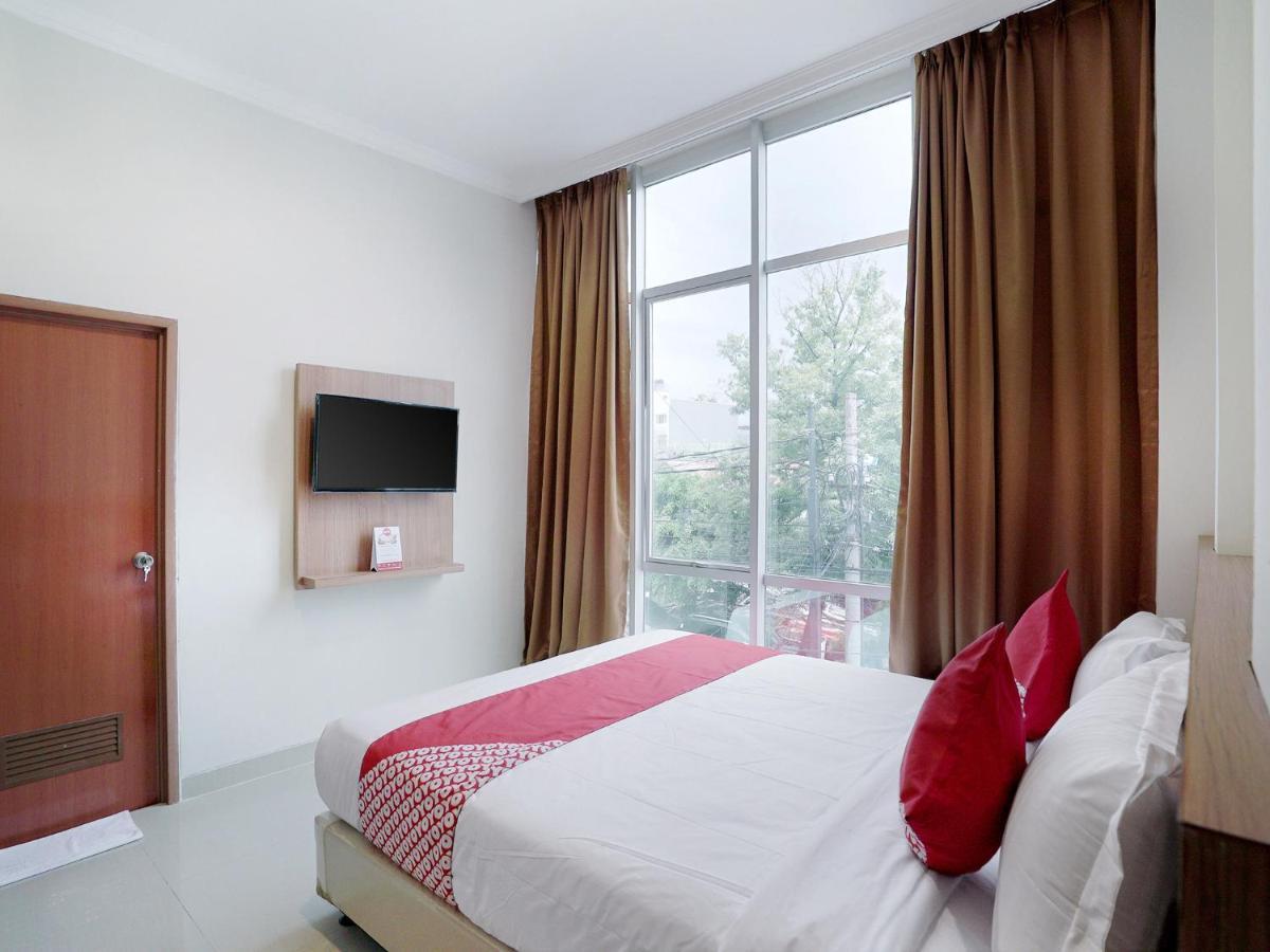 Oyo 415 The Kartini 8 Residence Джакарта Экстерьер фото