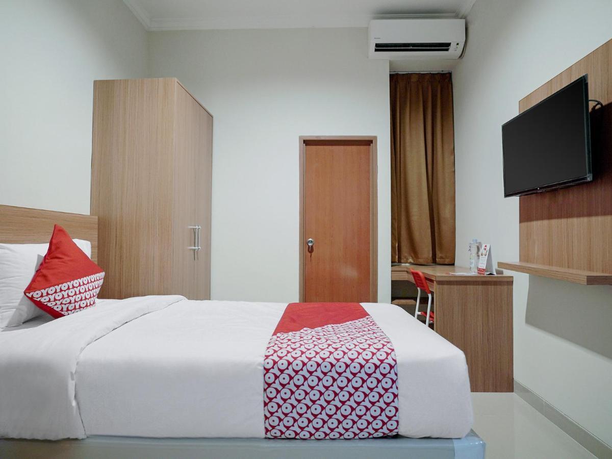 Oyo 415 The Kartini 8 Residence Джакарта Экстерьер фото